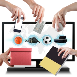 Illustration for article titled Purchasing Cheaper Gift Cards Is a Superb Way to Save Money While Giving Great Gifts